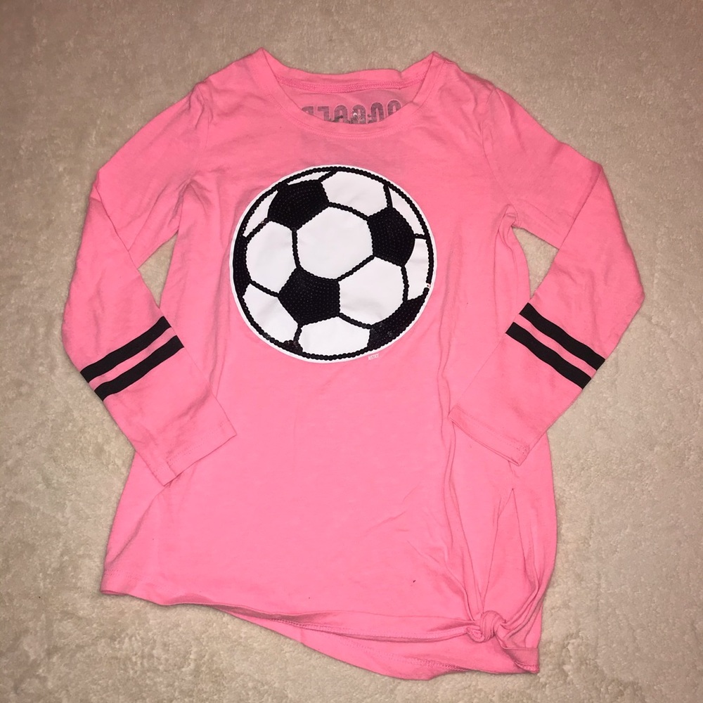 🌻= $5 bundled - Size 6 Justice Soccer Tee